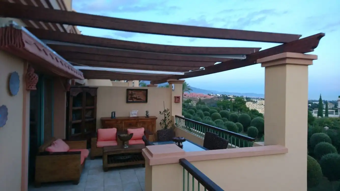 Terraza de Dúplex en venta en Benahavís con Aire acondicionado, Parquet y Terraza