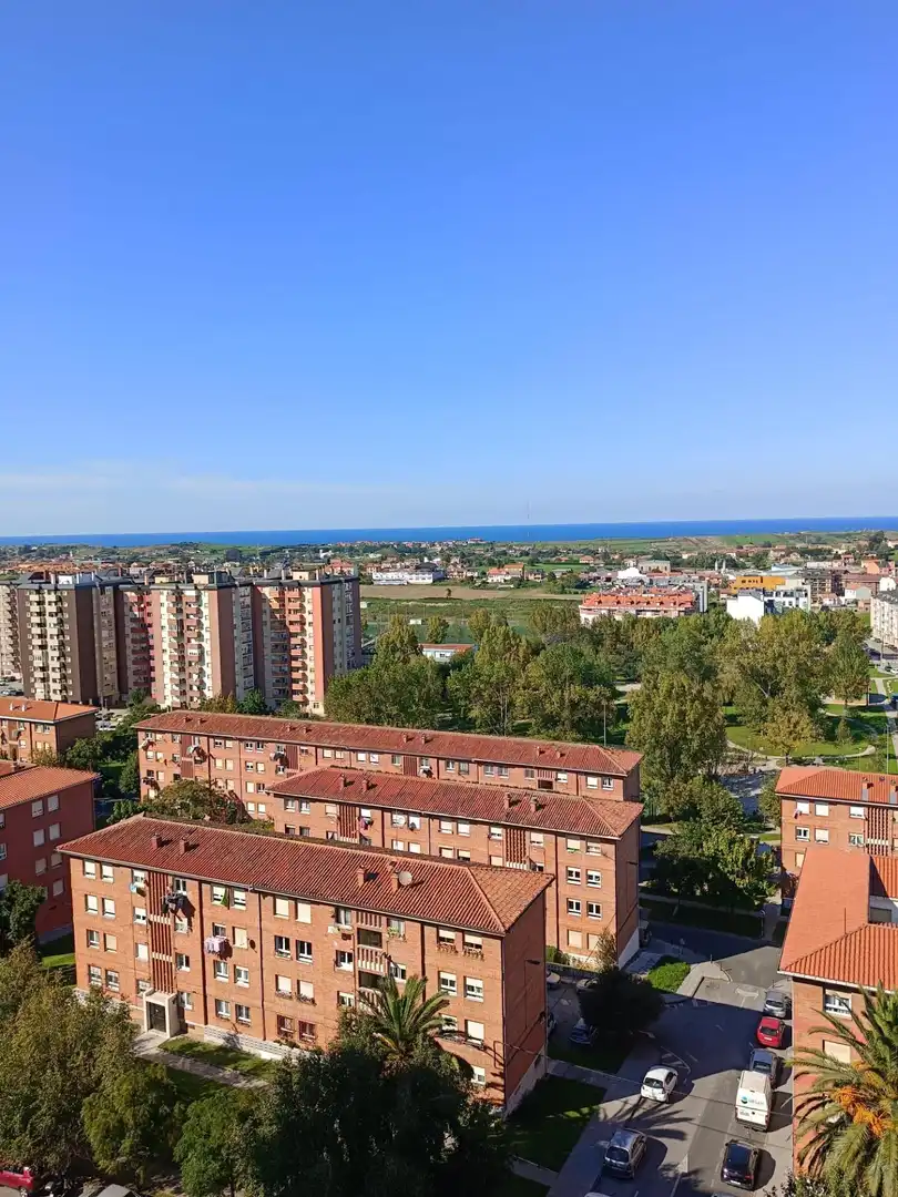 Vista exterior de Piso en venta en Santander con Terraza