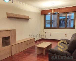 Living room of Flat to rent in Bilbao   with Heating