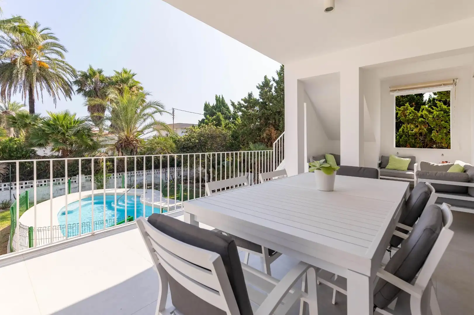 Terrasse von Haus oder Chalet zum Verkauf in Dénia mit Klimaanlage, Heizung und Privatgarten