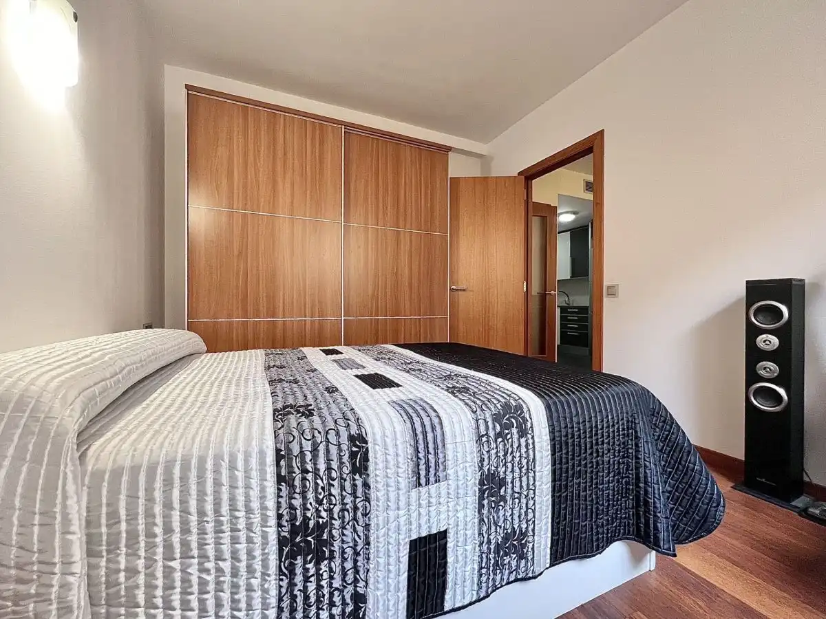 Habitación de Piso de alquiler en Terrassa con Aire acondicionado y Balcón