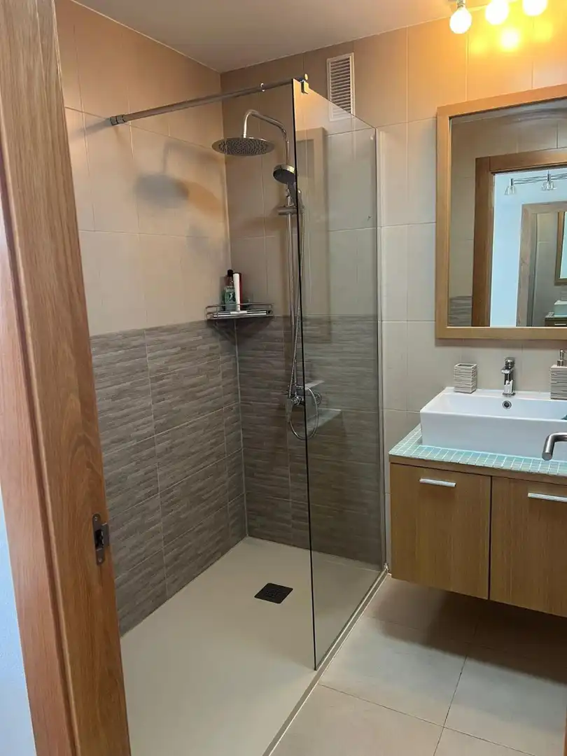 Baño de Ático en venta en Murcia con Terraza y Trastero