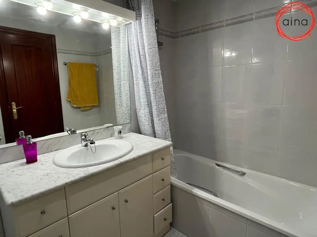 Flat for rent in Calle BENJAMIN DE TUDELA, Mendebaldea - Ermitagaña