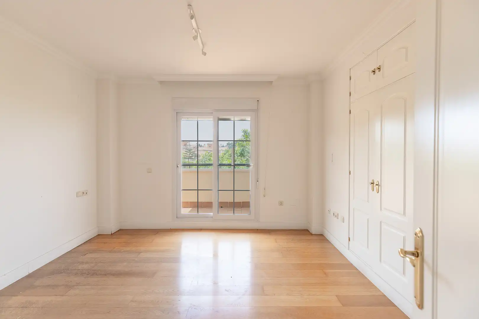 Bedroom of Attic for sale in Málaga  with Air Conditioner, Terrace and Swimming Pool