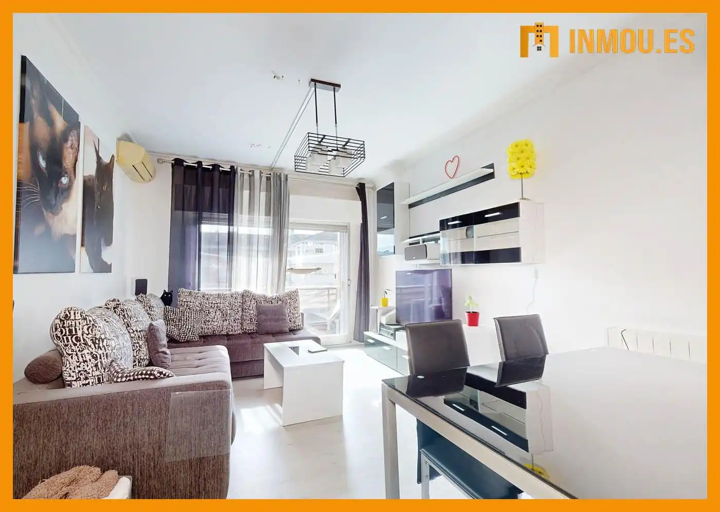 Living room of Flat for sale in Ourense Capital   with Air Conditioner, Heating and Parquet flooring