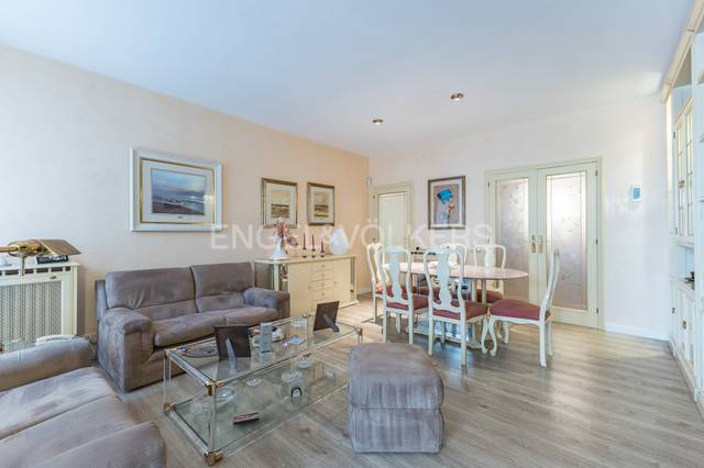 Apartamento en Venta en Sant Gervasi- Galvany