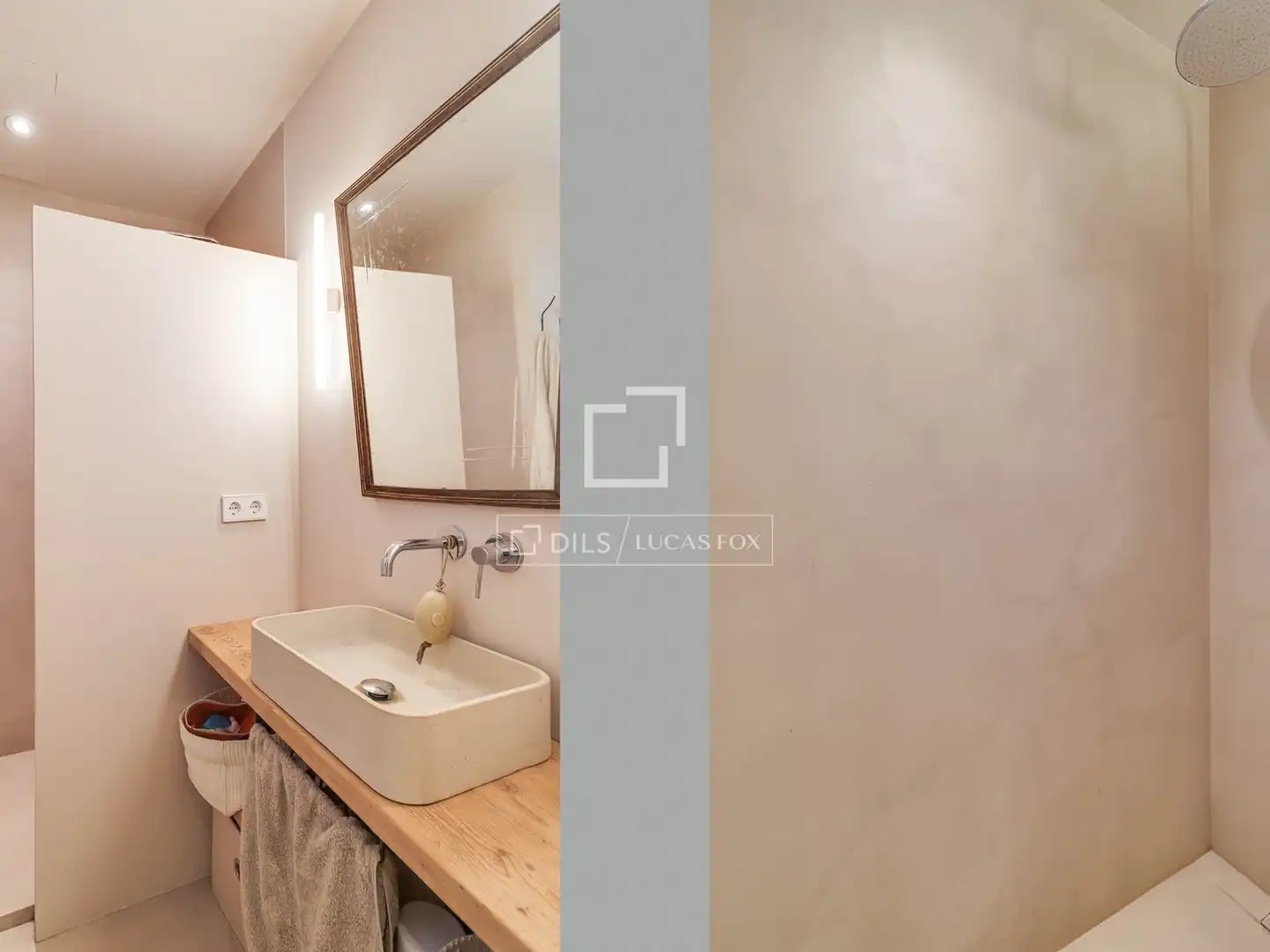 Baño de Piso en venta en Barcelona con Aire acondicionado, Calefacción y Terraza