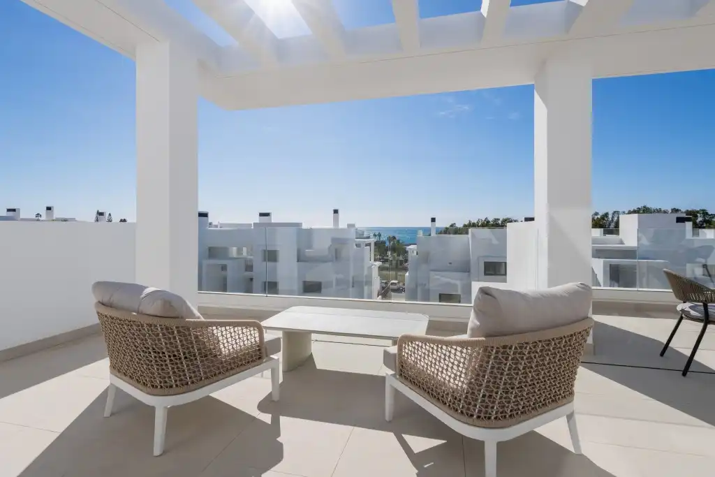 Dúplex amb piscina en venda a Estepona Pueblo, imagen 9