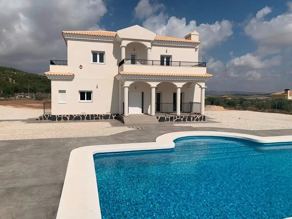 Villa avec piscine à vendre à El Pinós / Pinoso, imagen 2