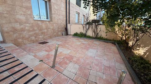 Foto 3 de Casa adosada en venda a Carrer Vint-i-sis, Les Cabanyes, Barcelona