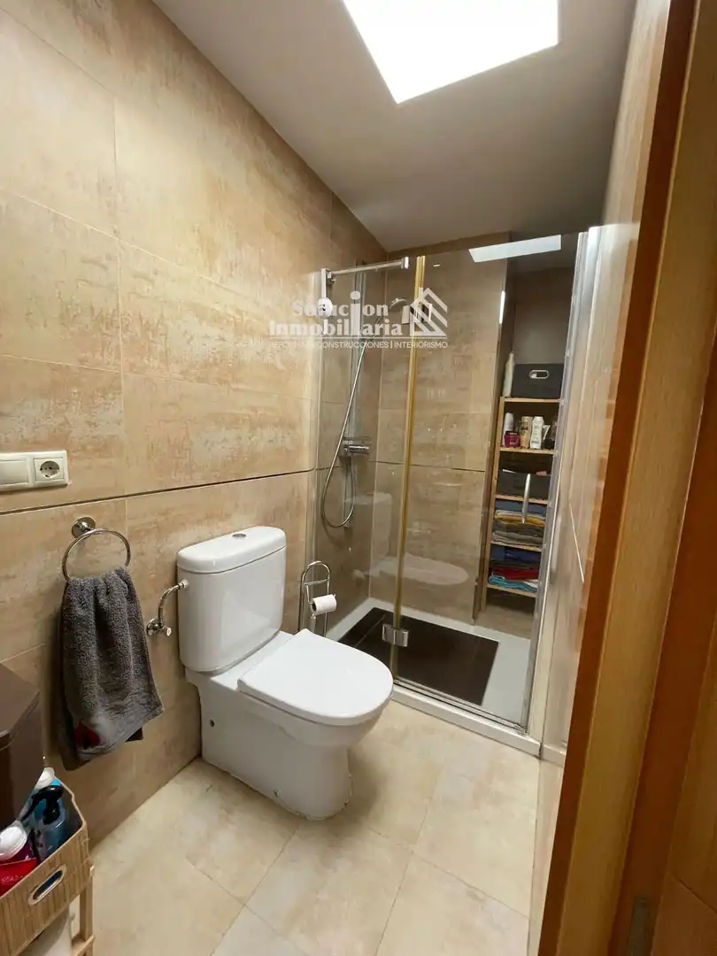 Baño de Piso en venta en San Cristóbal de la Cuesta con Aire acondicionado y Calefacción