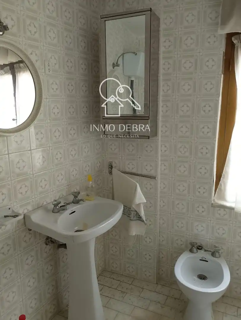 Bathroom of Houses for sale in Hospital de Órbigo