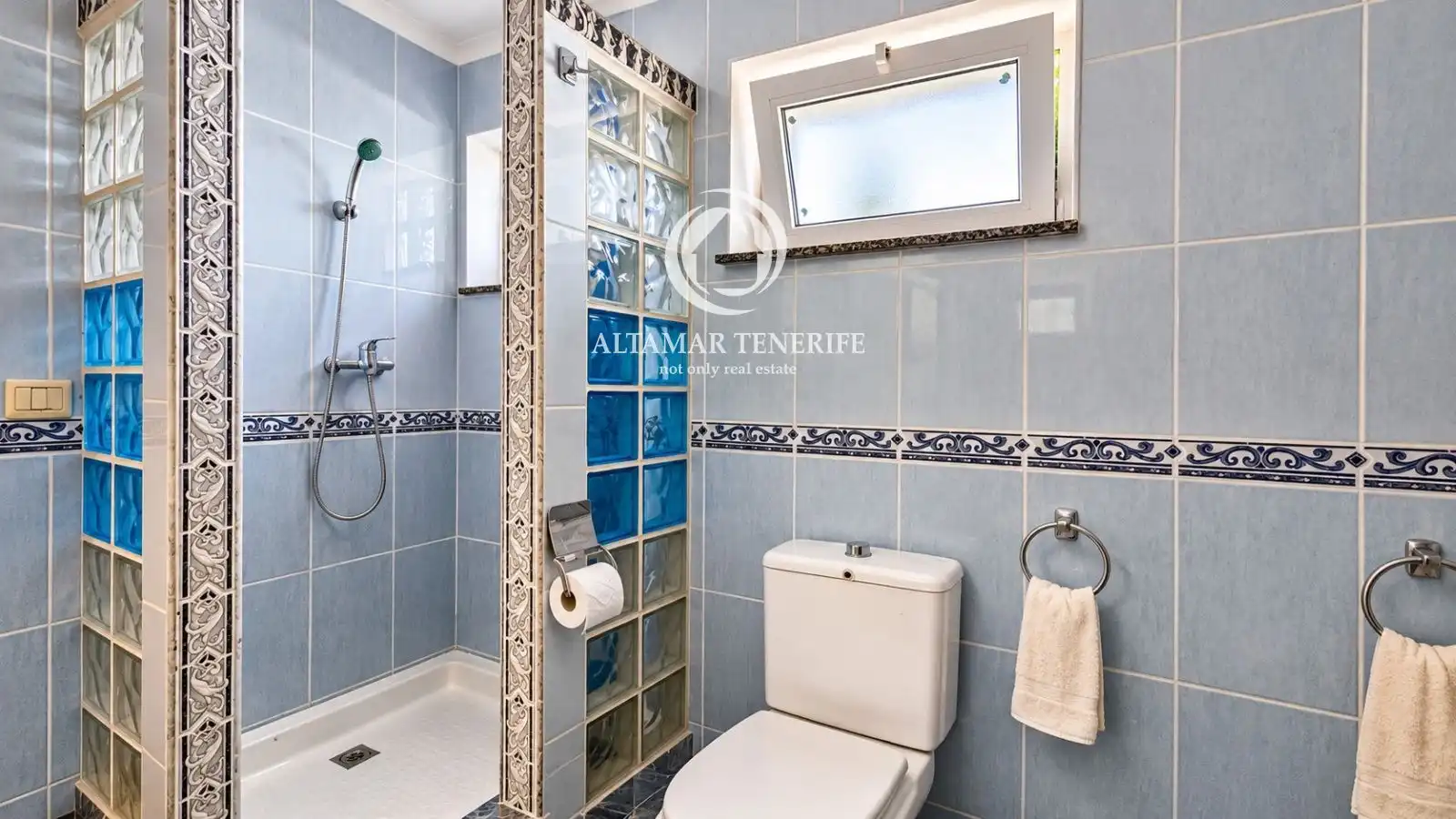 Bathroom of Houses for sale in Costa Adeje