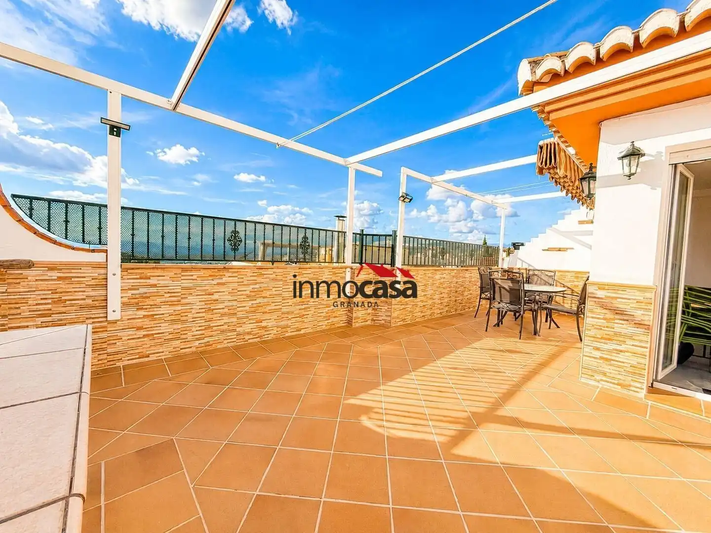 Terrassa de Casa adosada en venda en Cájar