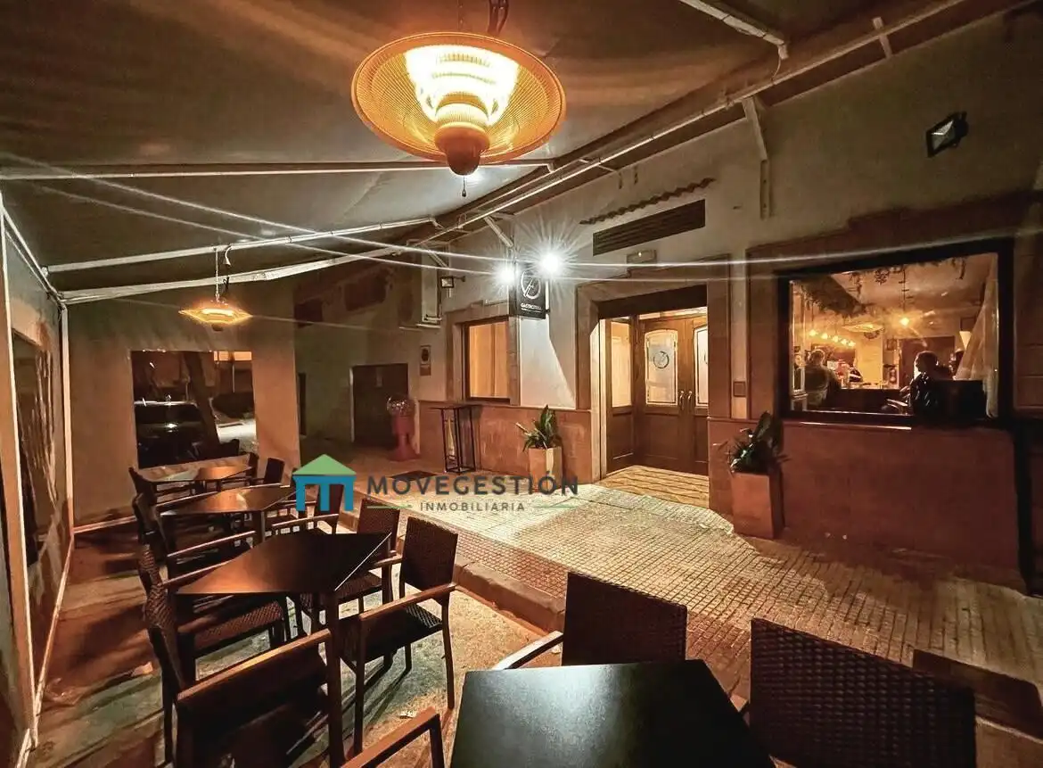 Commercial properties for sale in Ubrique  with Air Conditioner