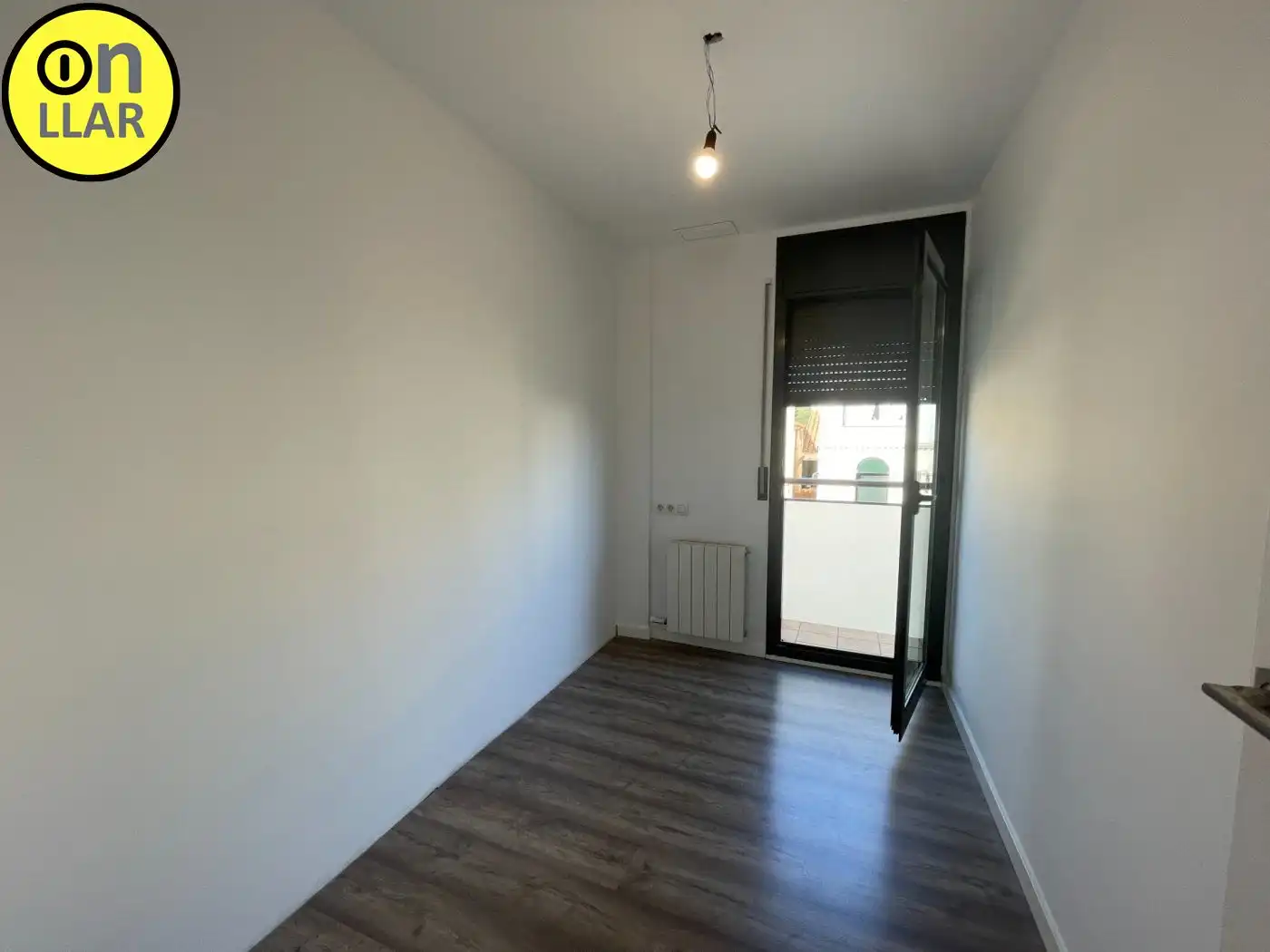 Dormitori de Pis en venda en Tiana amb Calefacció, Parquet i Balcó
