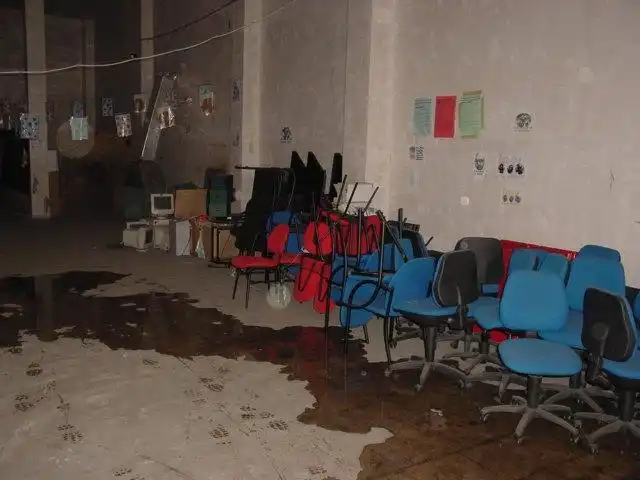 Local comercial en alquiler en Plaza de Toros - Avenida Chapí - Trinquete, imagen 2