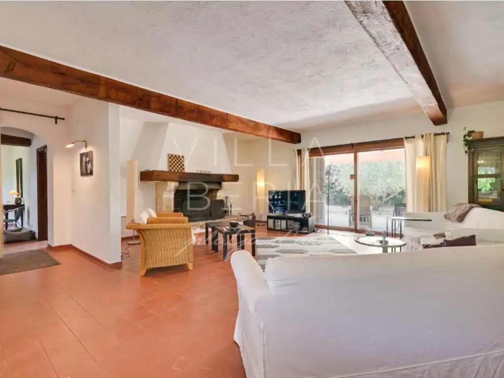 Sala d'estar de Casa o xalet en venda en Santa Cristina d'Aro amb Calefacció, Jardí privat i Terrassa