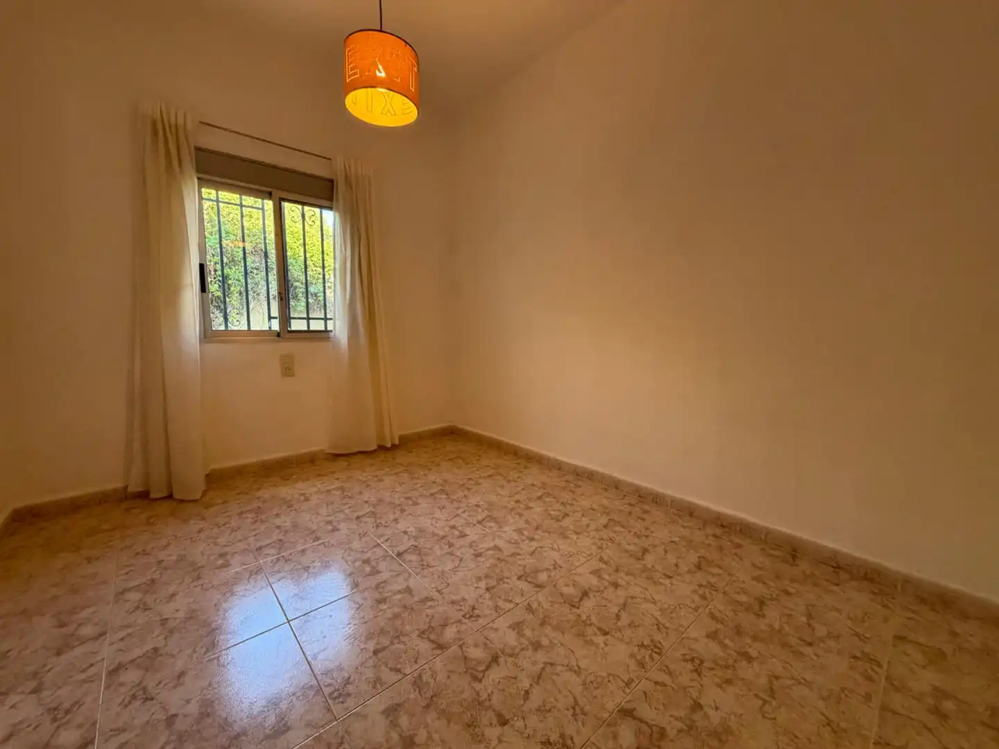 Habitación de Casa o chalet en venta en Vilamarxant con Jardín privado, Terraza y Trastero