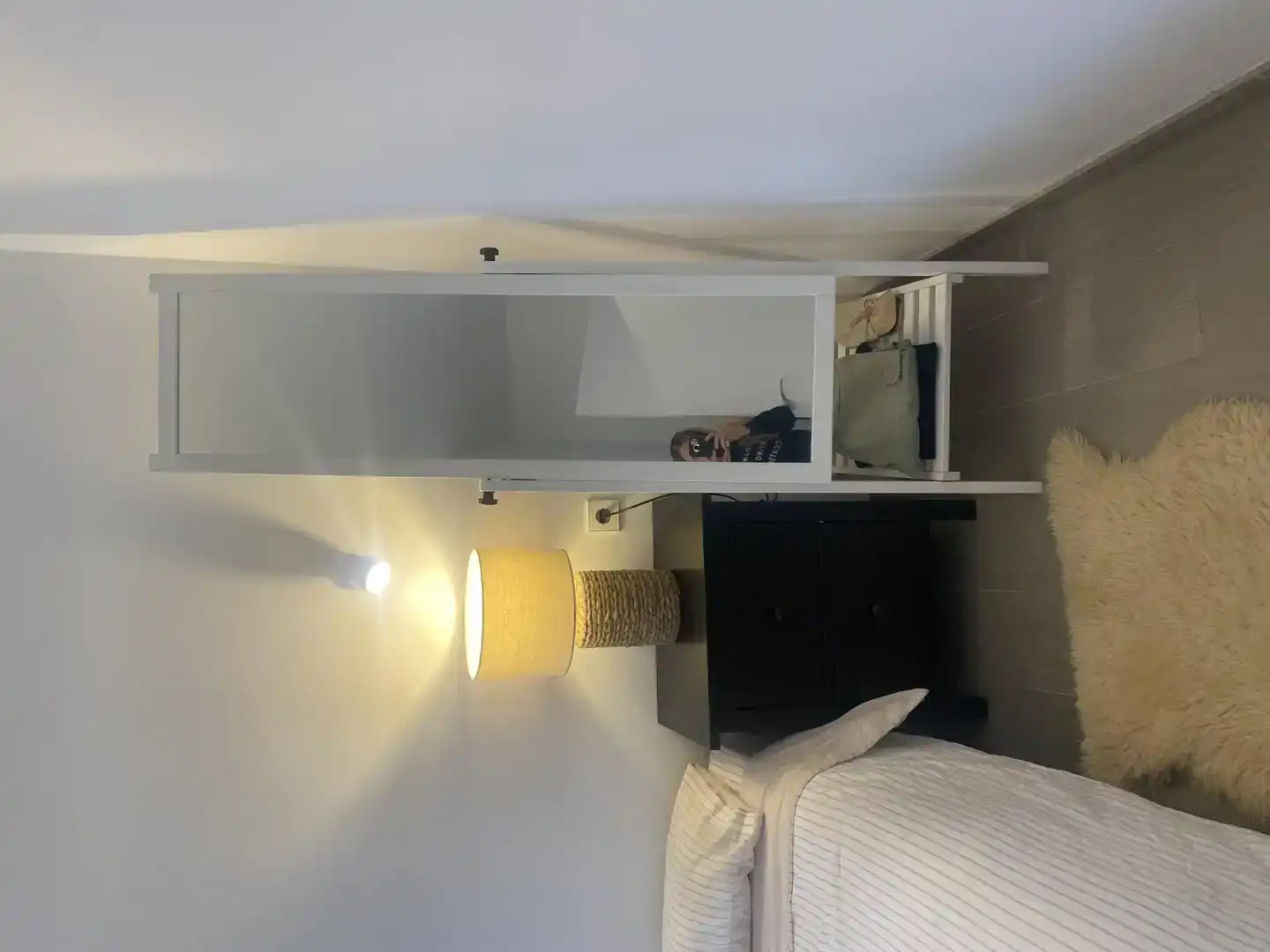 Schlafzimmer von Wohnungen zur Miete in Marbella mit Privatgarten, Schwimmbad und Möbliert