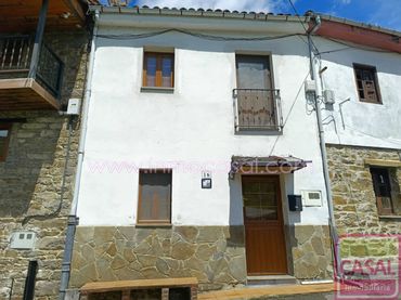 Casa en venta en Aller