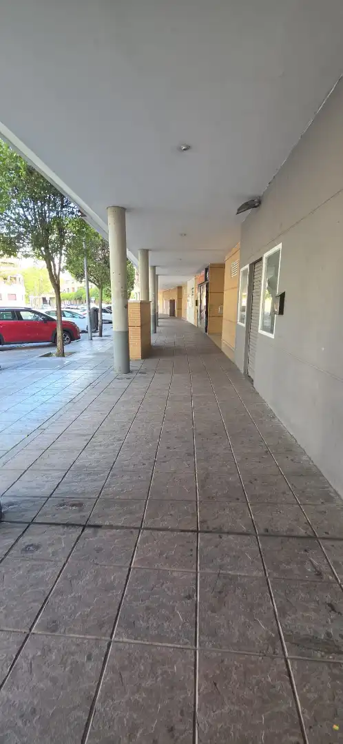 Vista exterior de Local en venta en Pinto con Aire acondicionado