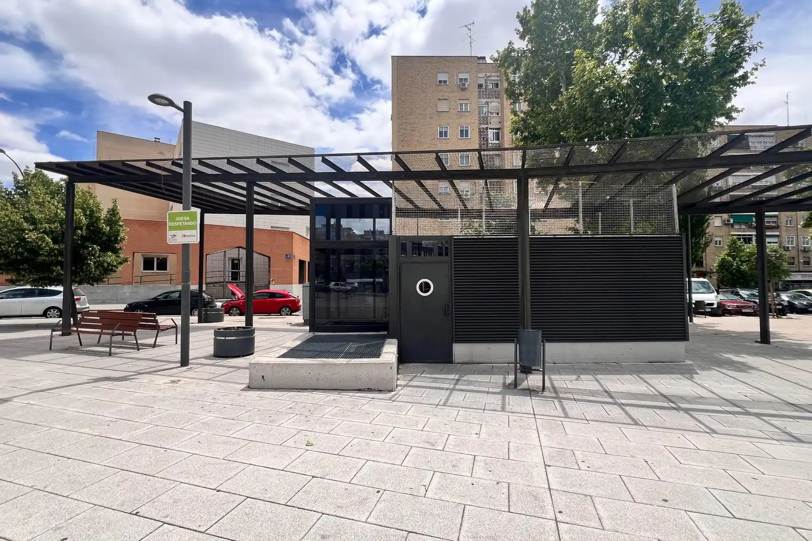 Exterior view of Garage for sale in Móstoles