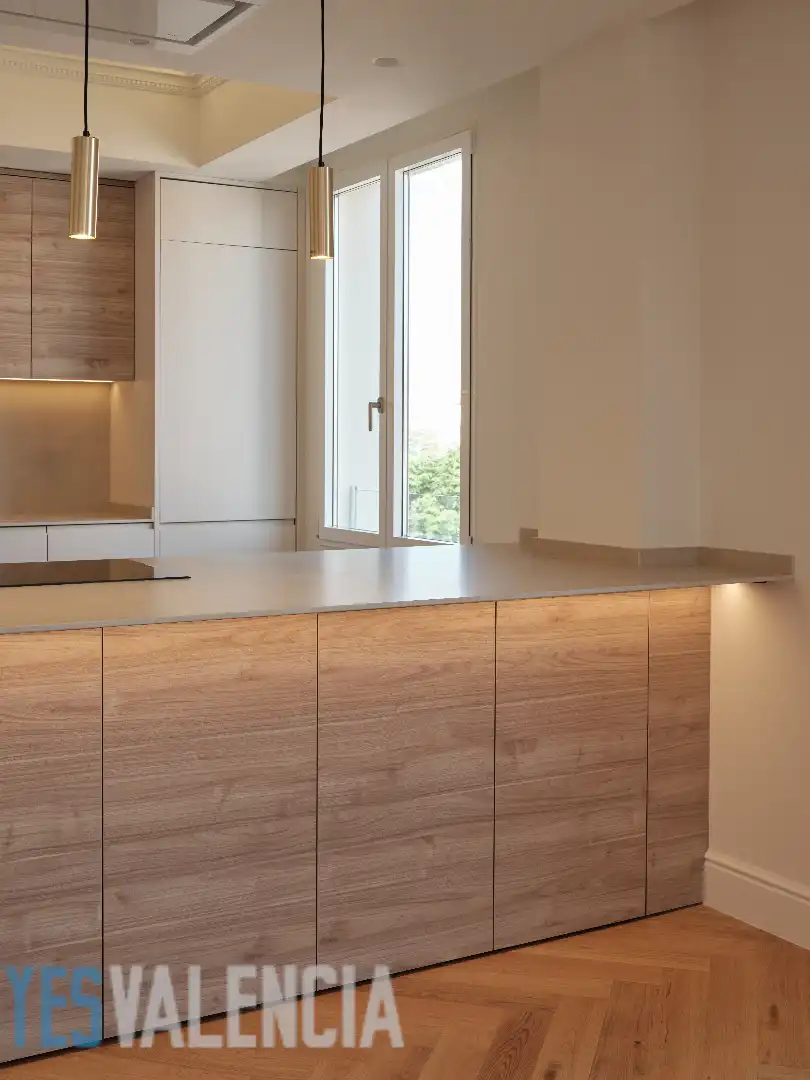 Piso con terraza en venta en Carrer de l'Erudit Orellana, imagen 7