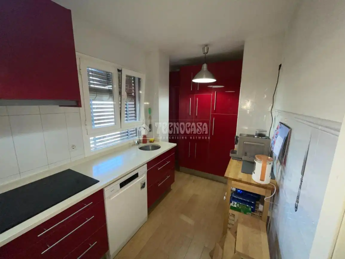 Piso en venta en Av. de Madrid, Veredillas