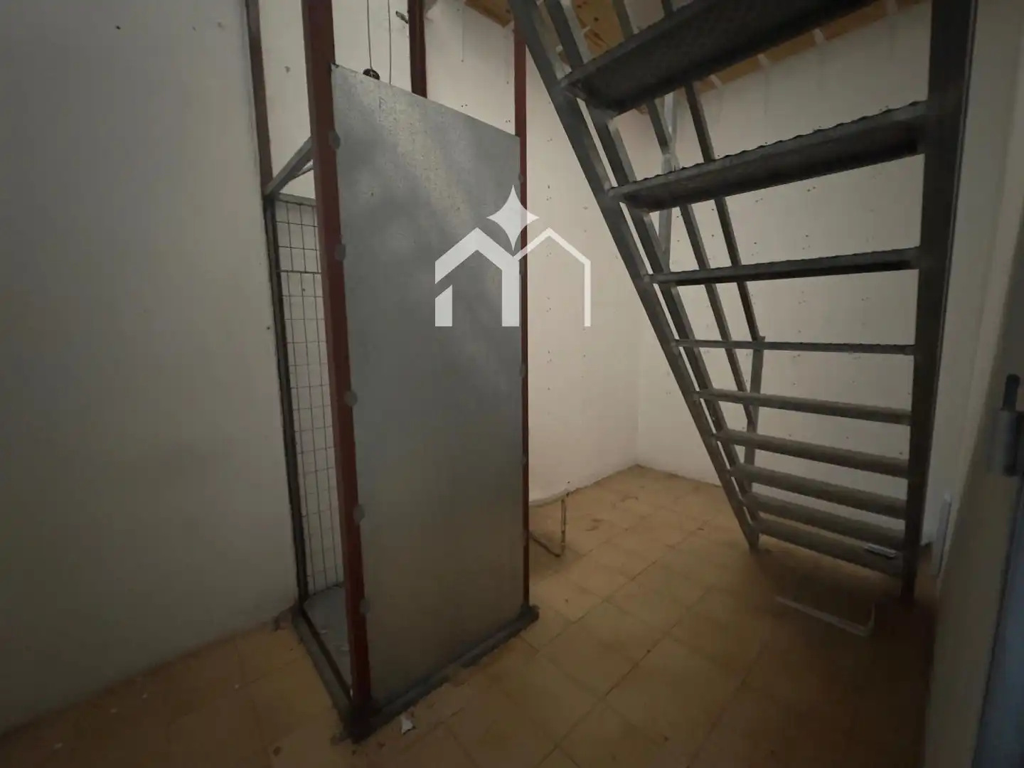 Industrial buildings for sale in Cangas , Pontevedra