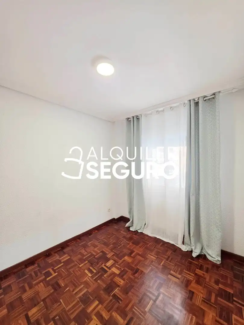 Pis de lloguer a Álava, La Serna