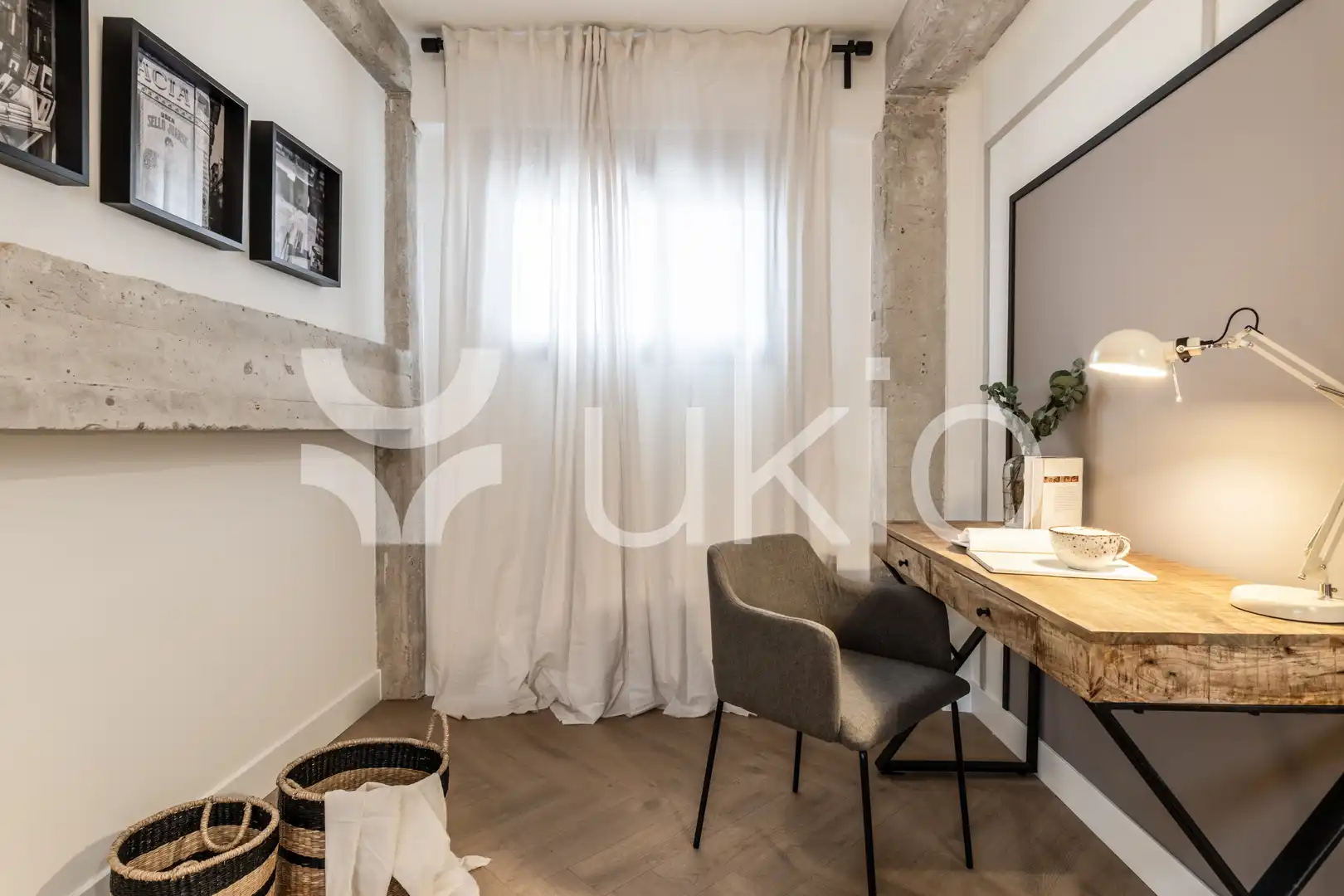 Schlafzimmer von Wohnung zur Miete in Madrid mit Klimaanlage, Heizung und Möbliert