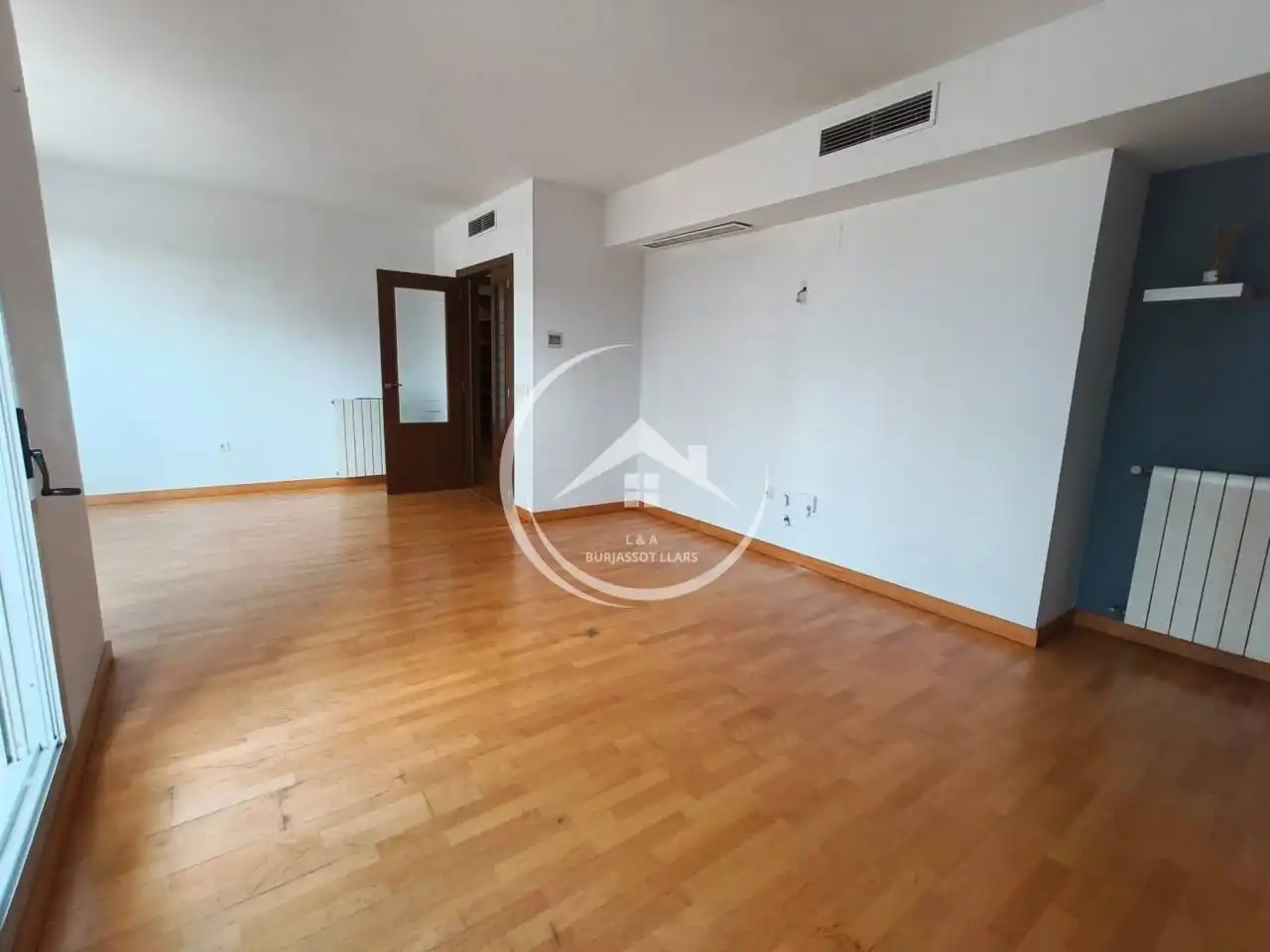 Piso en venta en Burjassot con Aire acondicionado, Calefacción y Parquet