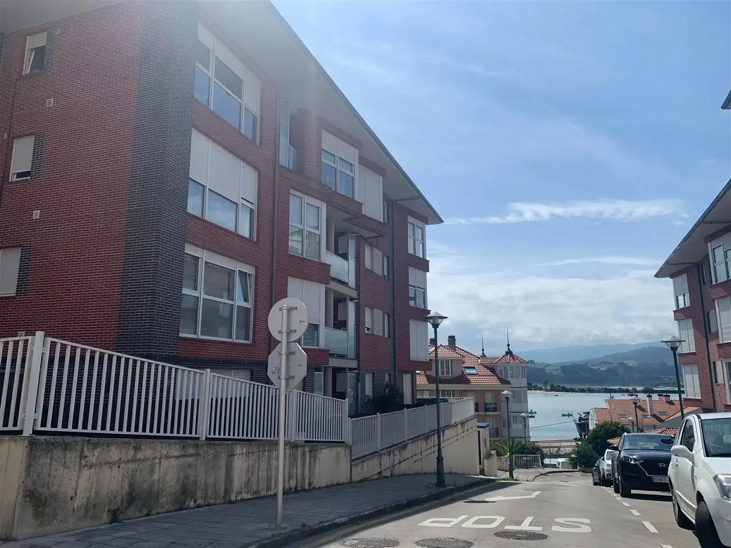 Außenansicht von Wohnung zum Verkauf in San Vicente de la Barquera mit Heizung, Abstellraum und Möbliert