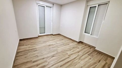 Foto 2 de Casa adosada en venda a Carrer la Murta, 26, Centre, Alzira