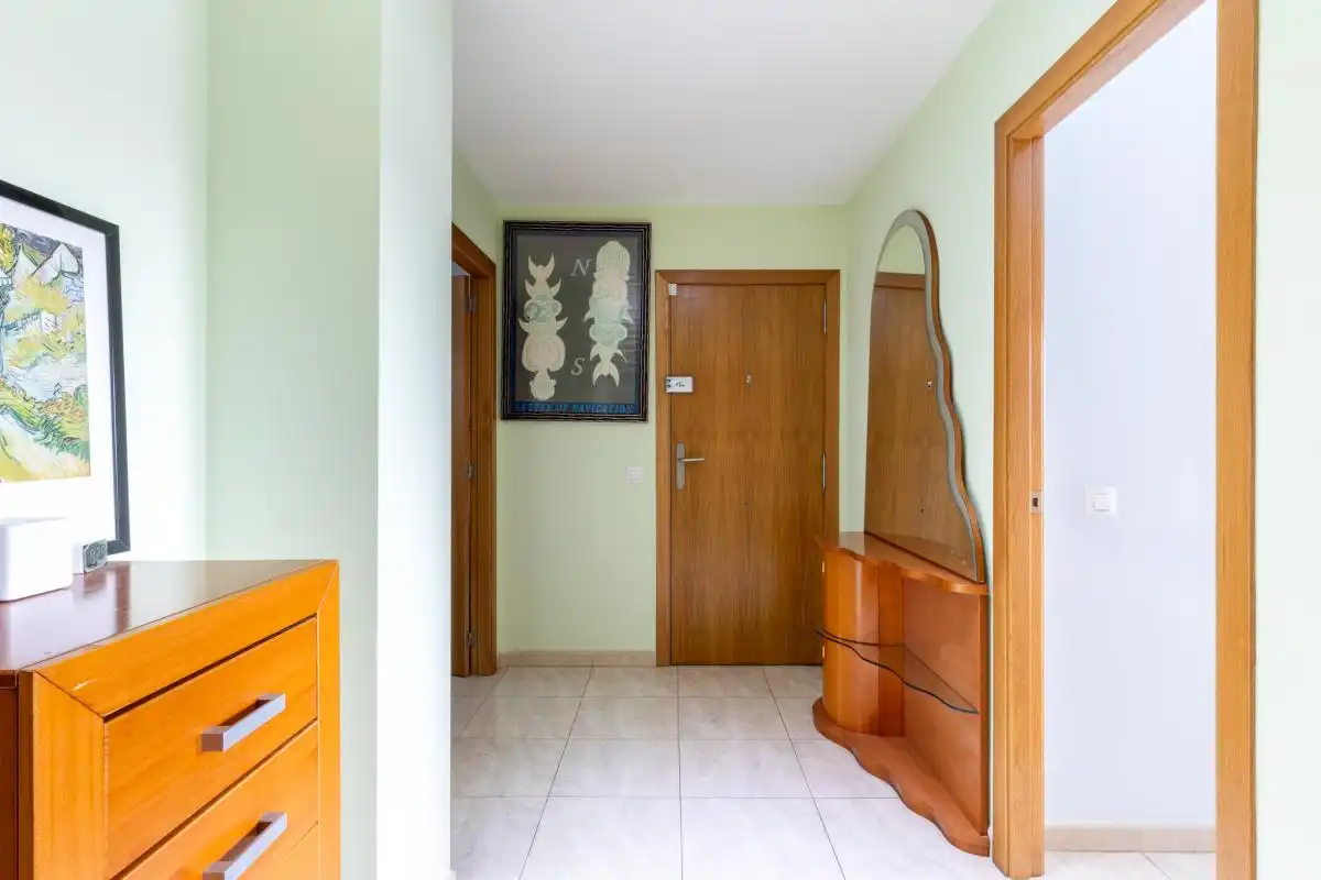 Wohnung zum Verkauf in Montserrat mit Klimaanlage und Heizung