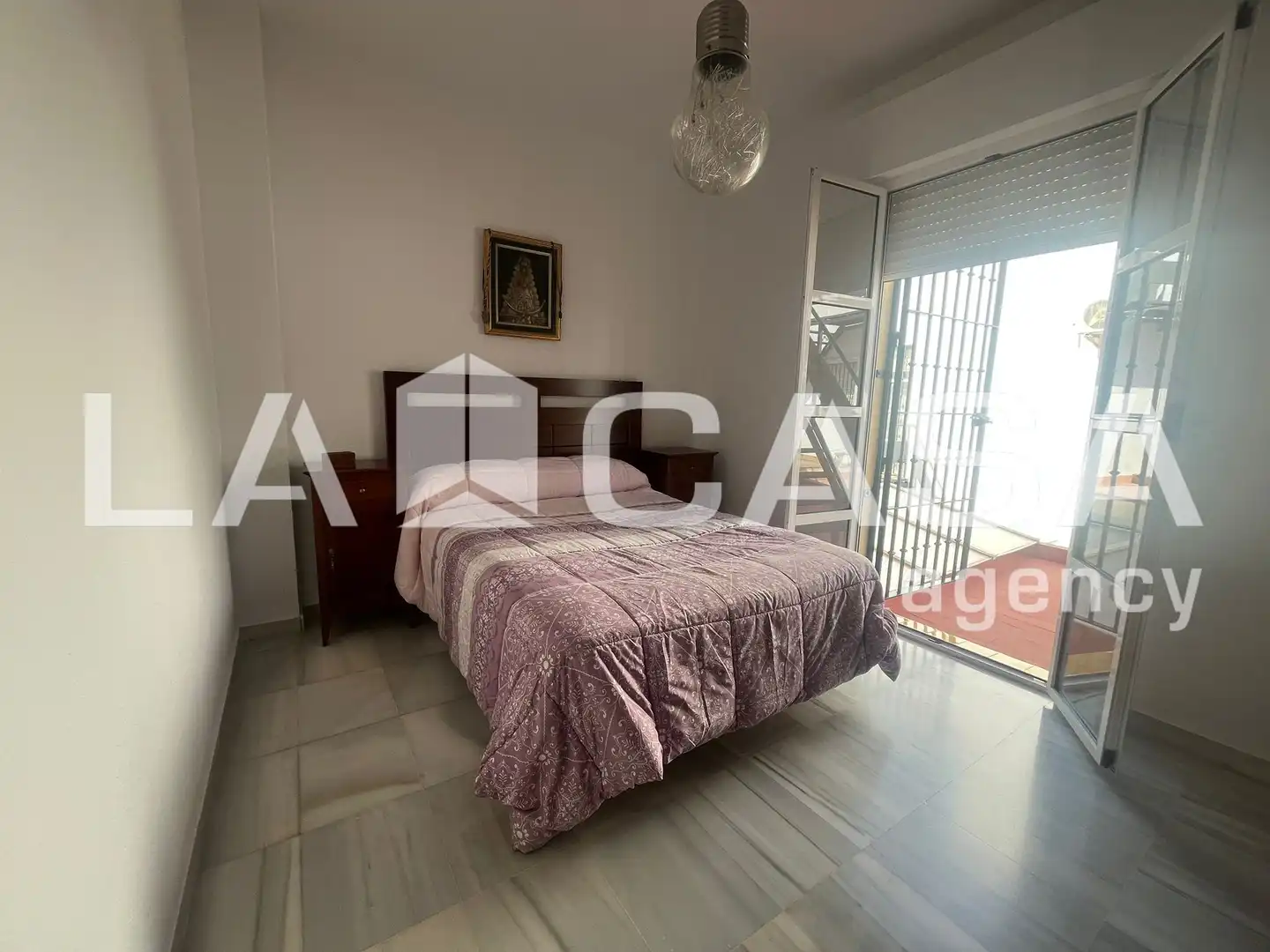 Habitación de Casa adosada en venta en Dos Hermanas con Aire acondicionado, Calefacción y Terraza