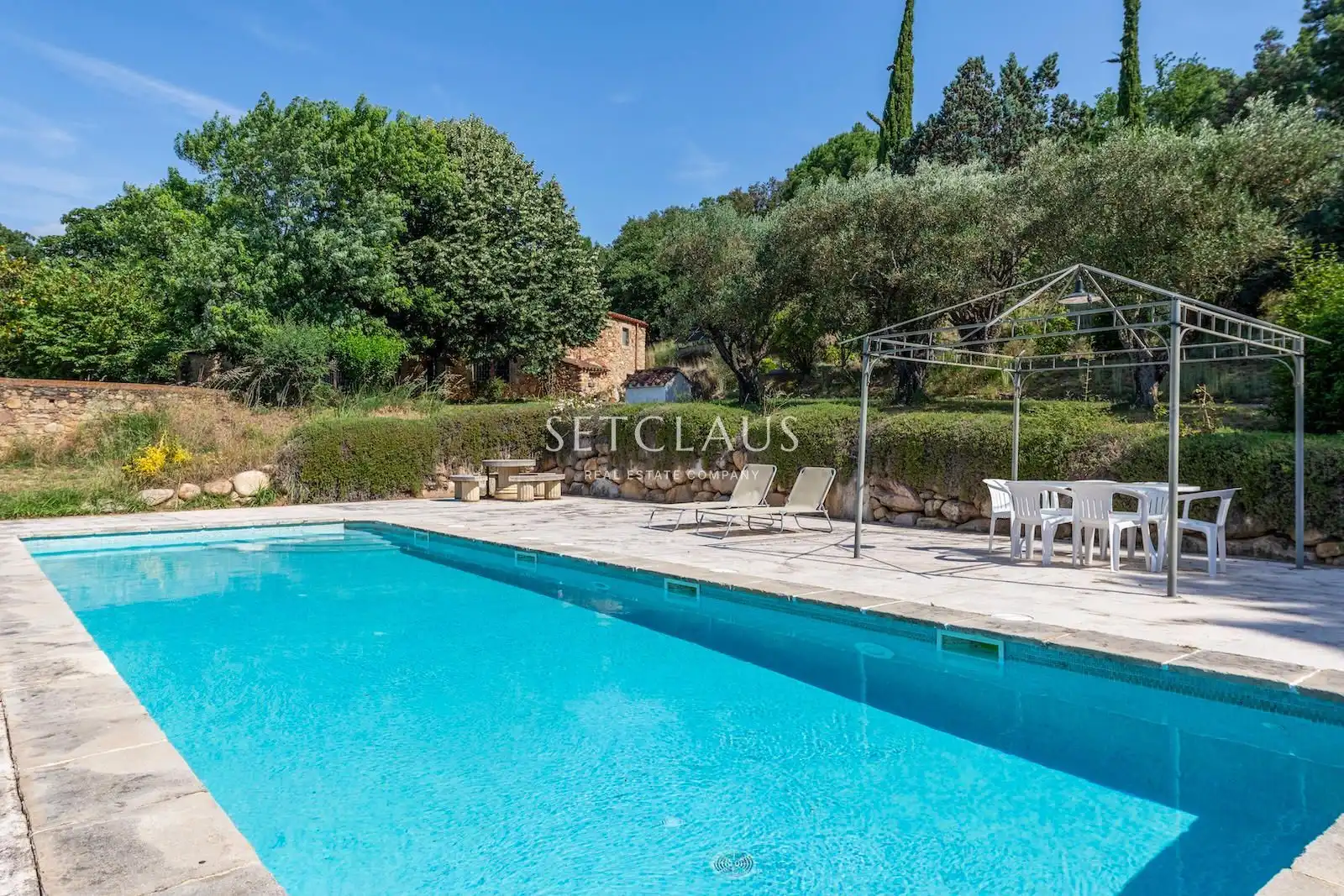 Piscina de Finca rústica en venda en Sant Feliu de Buixalleu amb Aire condicionat, Calefacció i Terrassa