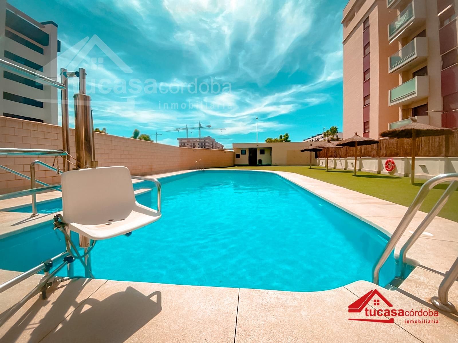 Piscina de Pis en venda en  Córdoba Capital amb Aire condicionat, Parquet i Piscina comunitària