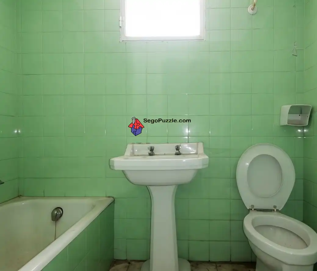 Baño de Piso en venta en El Espinar con Calefacción y Terraza