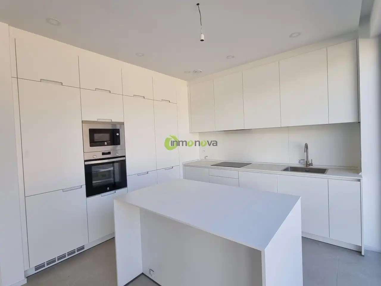 Cocina de Casa adosada en venta en Nigrán con Calefacción, Jardín privado y Terraza
