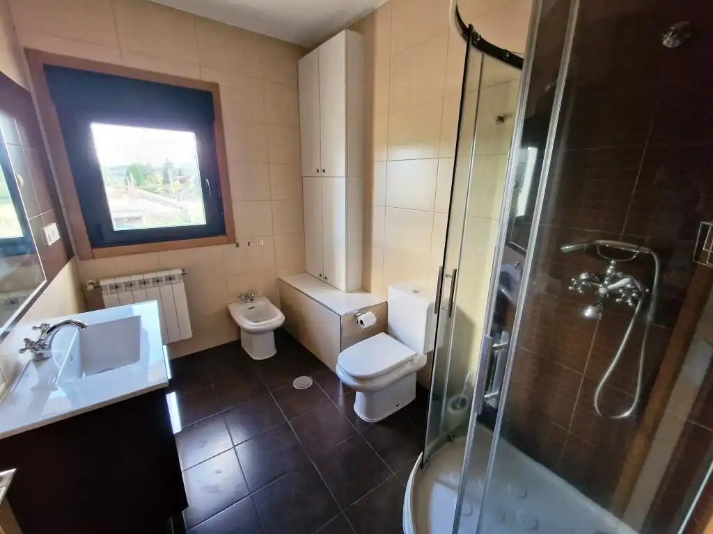 House with pool for sale in ou-540, imagen 25