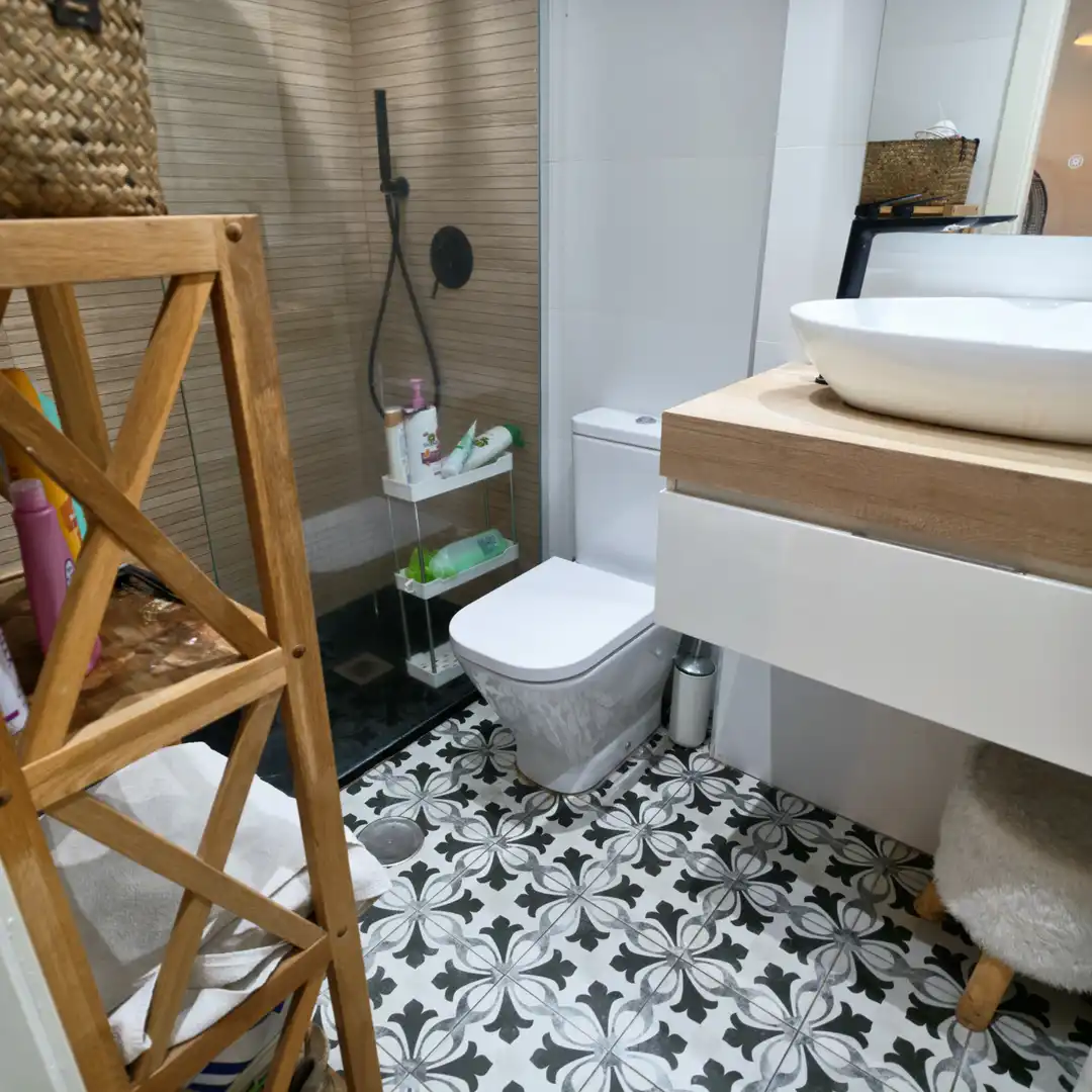 Bany de Pis en venda en Benalmádena amb Aire condicionat, Calefacció i Terrassa