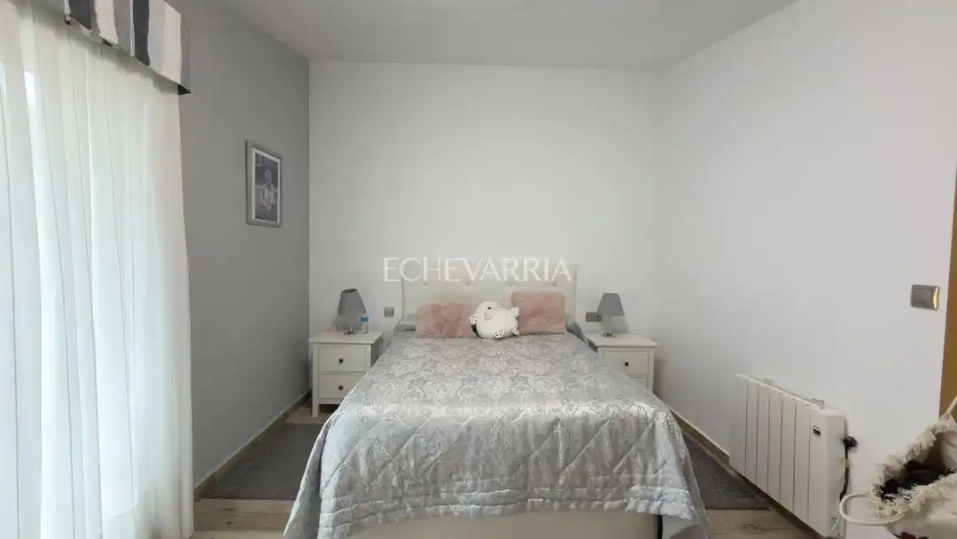 Habitación de Casa o chalet en venta en Castro-Urdiales con Calefacción, Jardín privado y Terraza