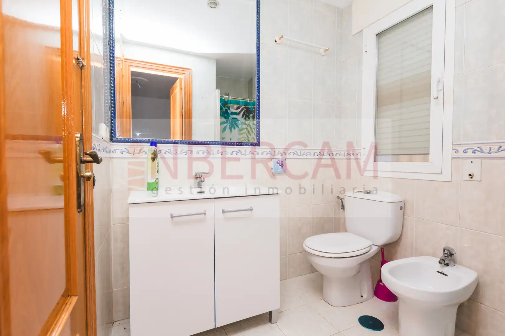 Badezimmer von Einfamilien-Reihenhaus zum Verkauf in El Ejido mit Privatgarten, Terrasse und Balkon