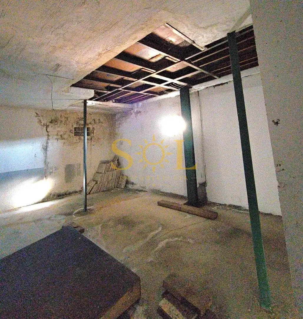 Fabrikhallen zur Miete in Villaquilambre
