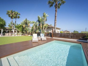 Casa amb piscina en venda a Els Masos - Els Garrofers