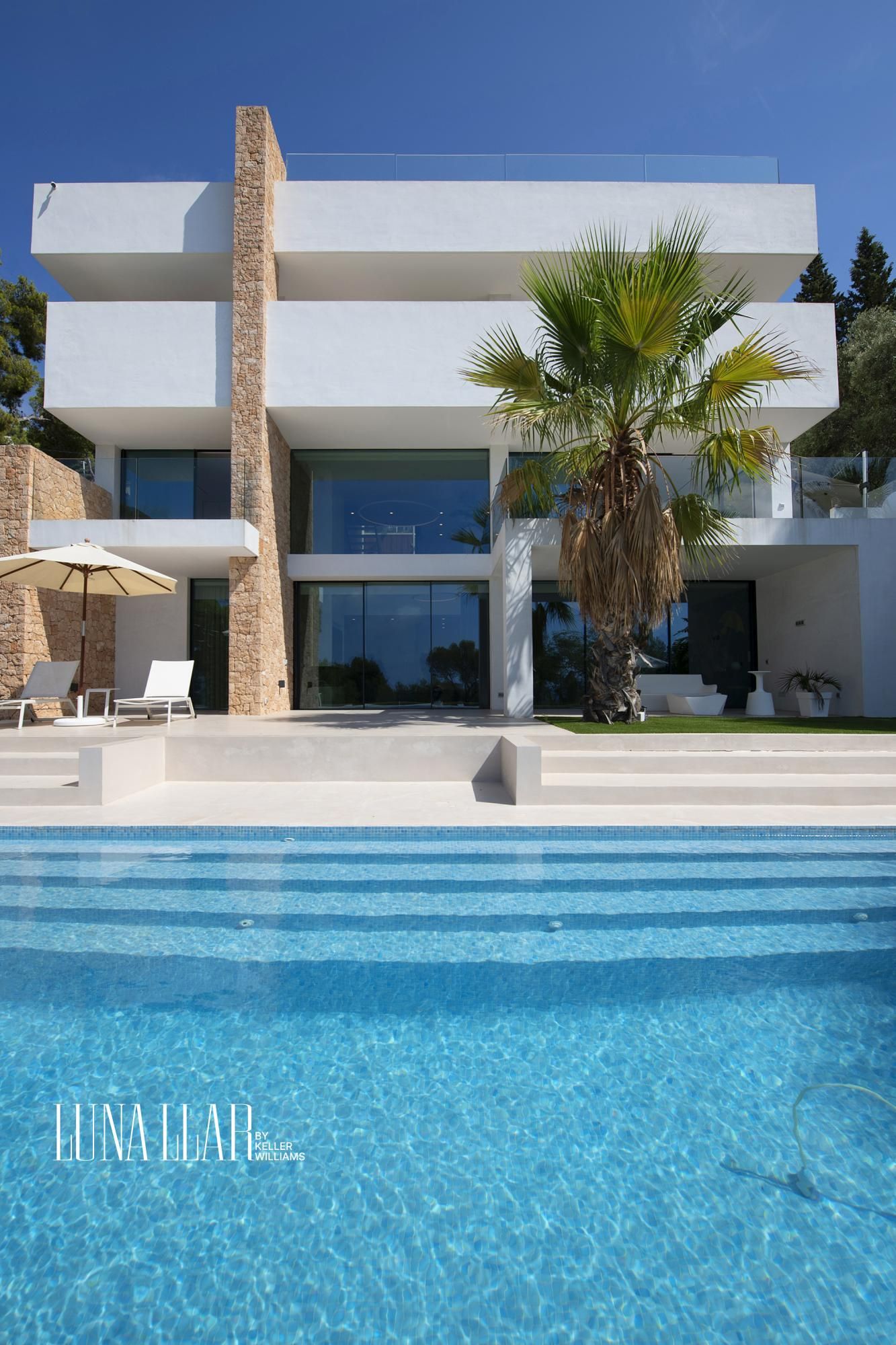 Swimming pool of House or chalet for sale in Castelldefels  with Private garden, Terrace and Swimming Pool