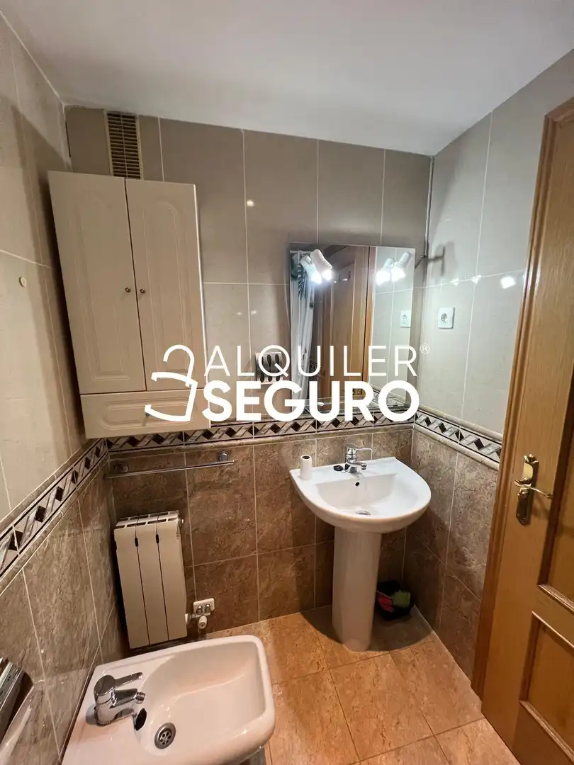 Wohnung zur Miete in San Cipriano, Valdebernardo - Valderribas