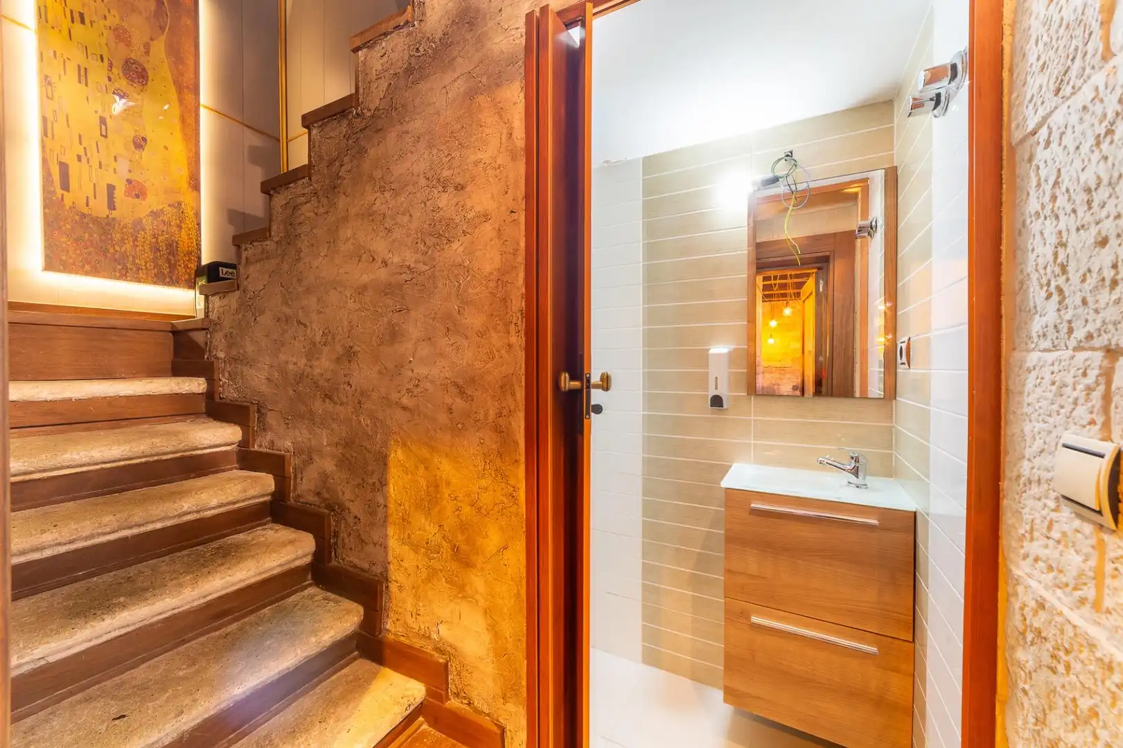 Badezimmer von Maisonette zum Verkauf in Almería mit Klimaanlage, Terrasse und Abstellraum